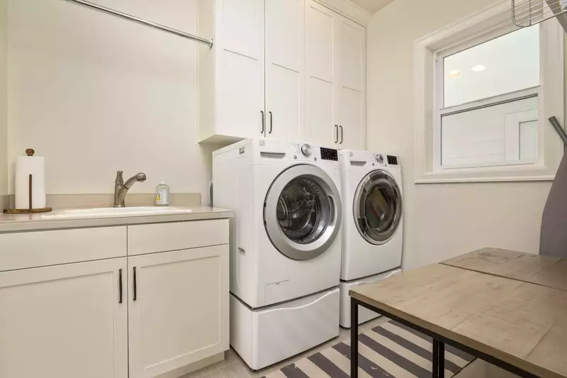 This rental has an up to date washing machine and dryer for guest use.