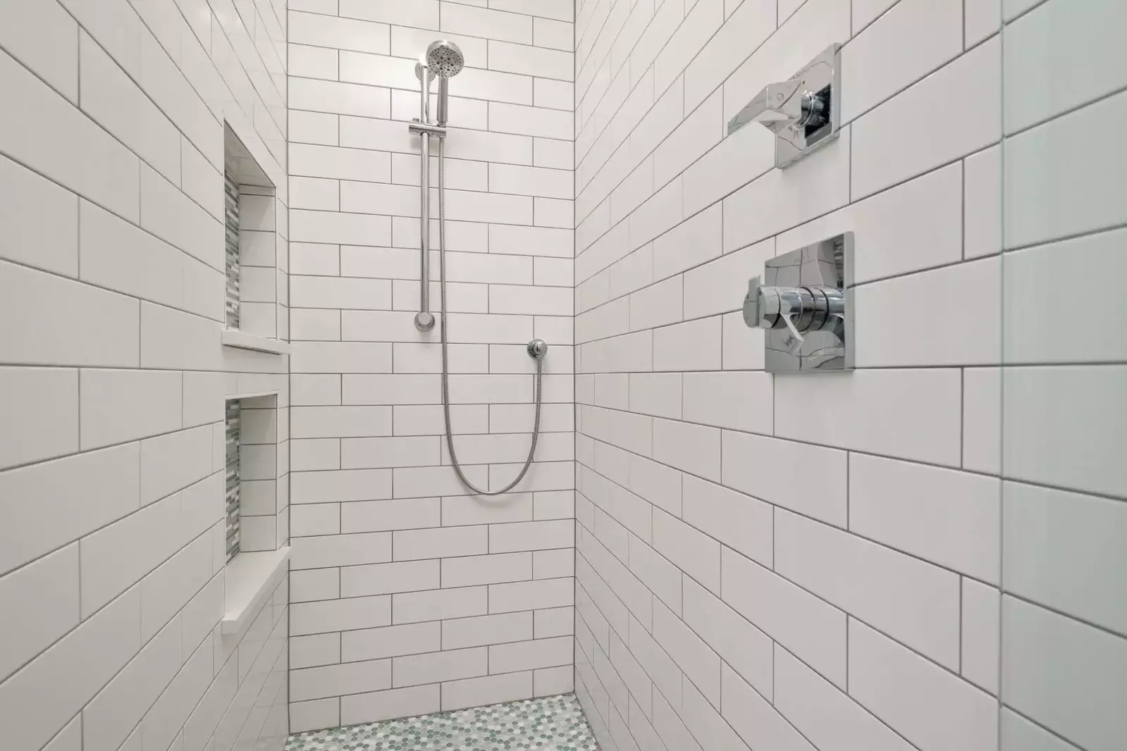 "The place was clean, spacious, lots of amenities."  -Susan M.