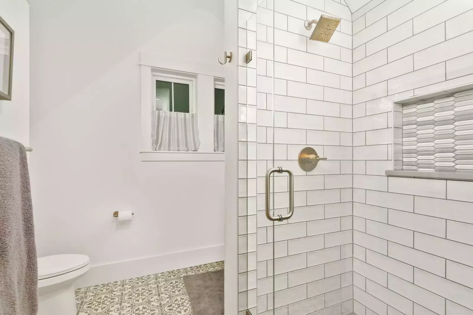 We hope we get to host you at this delightful property. Please reach out to us with any questions. We are happy to answer!