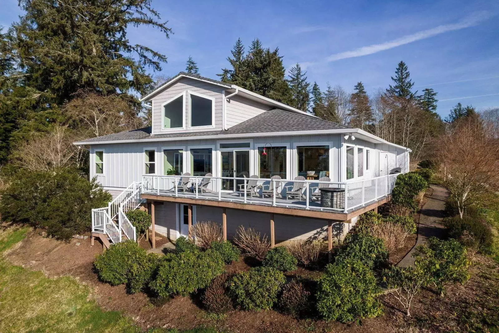 The panoramic views were amazing, always changing with the tide and light. -Nancy