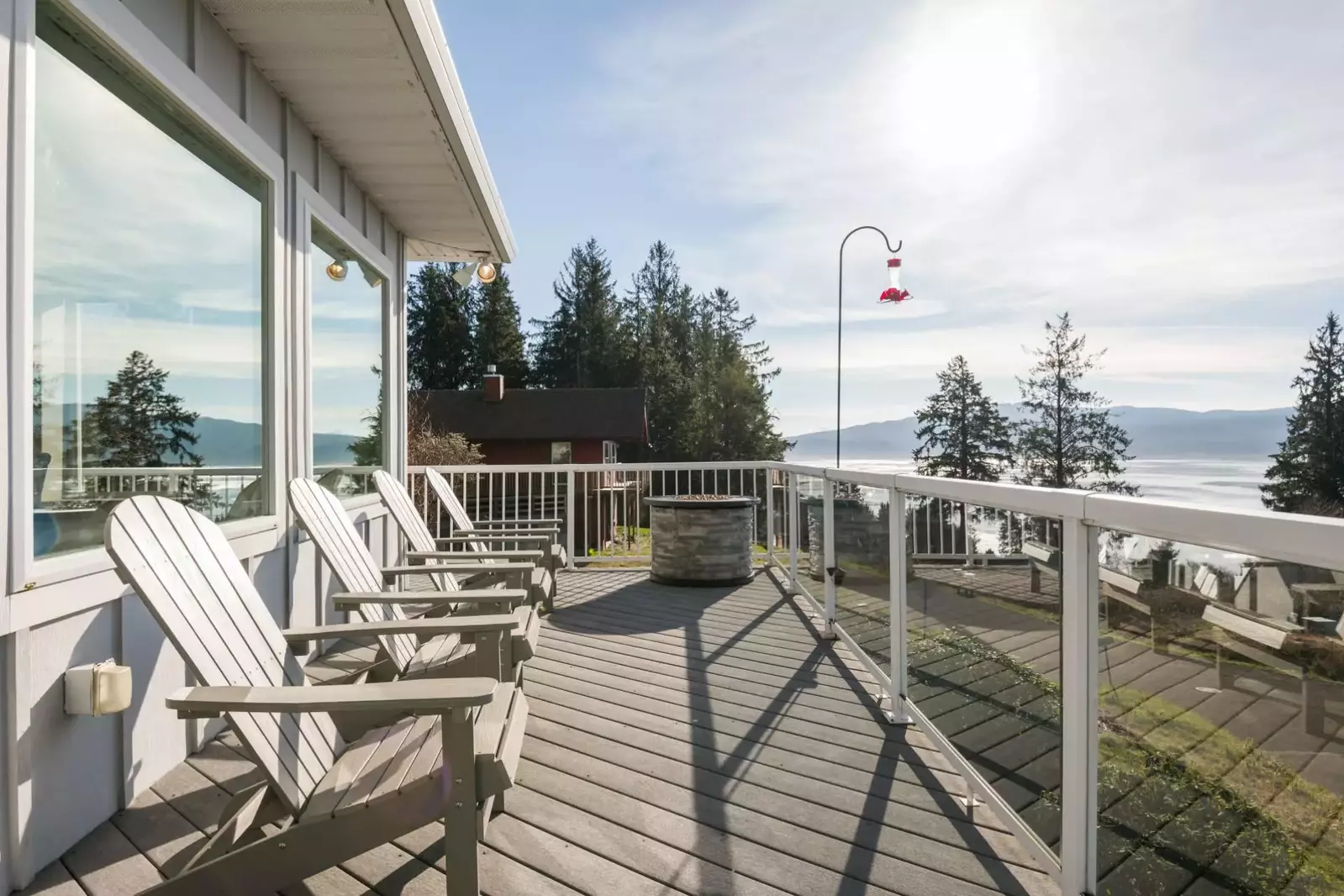 The views of the bay at Bay View Villa can't be beat. Hence the name! Take a seat on the deck and watch one of the best sunsets in Oregon.