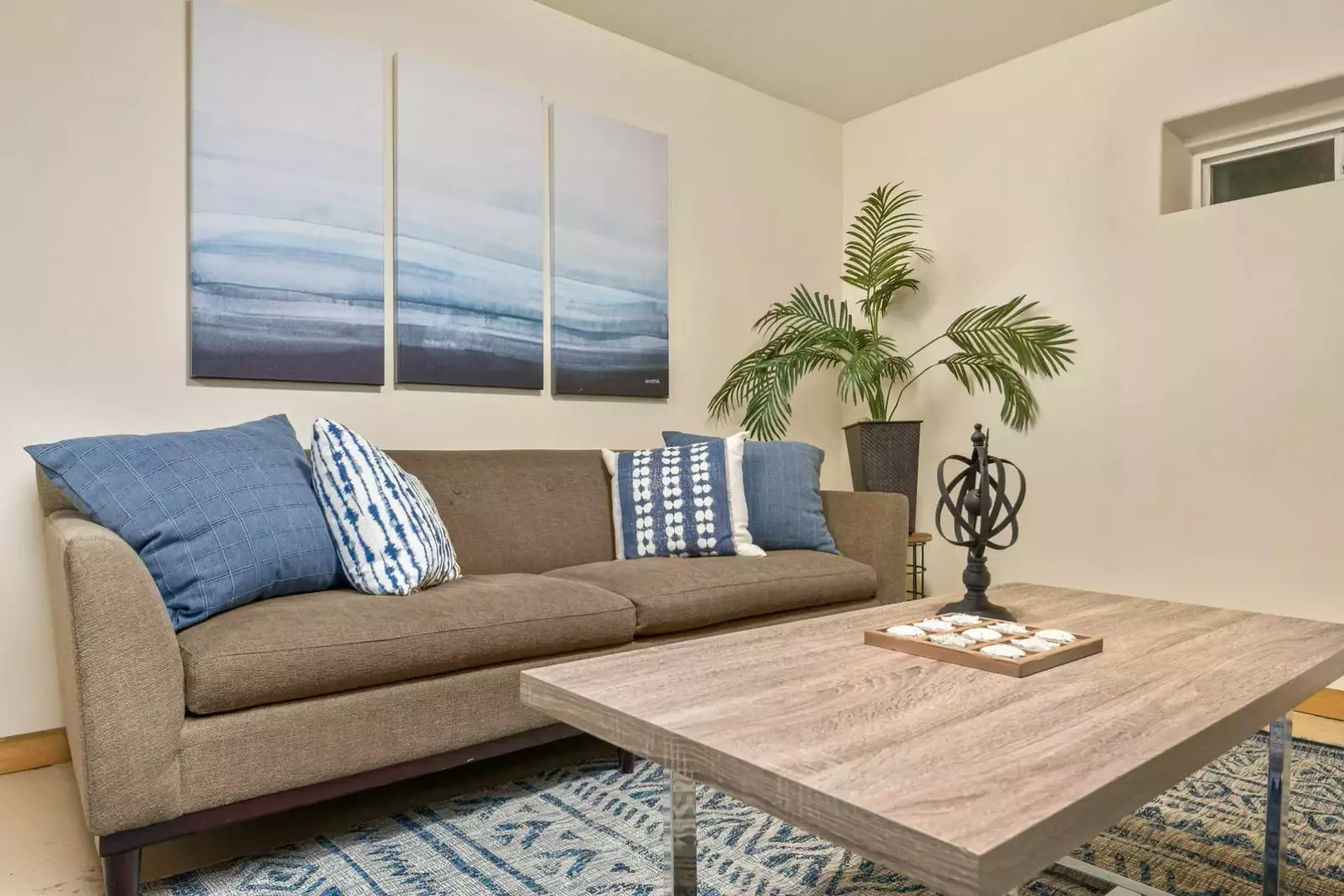 "Our visit to this house was great. Exceptionally clean, layout was better than expected. Beds were comfortable. Would definitely recommend." - Kathy