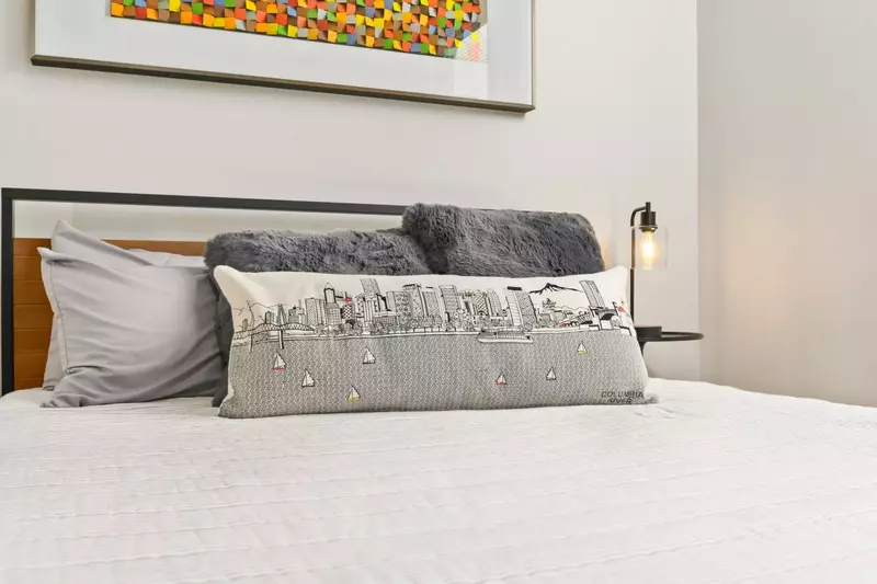 "We had a great stay here. There were many bedrooms, great for our large groups and the beds were large and comfortable." - Adrian