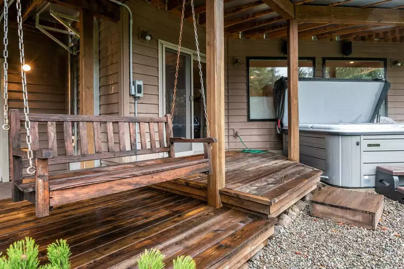 "Hot tub/sauna are a real treat." - Carlo C.