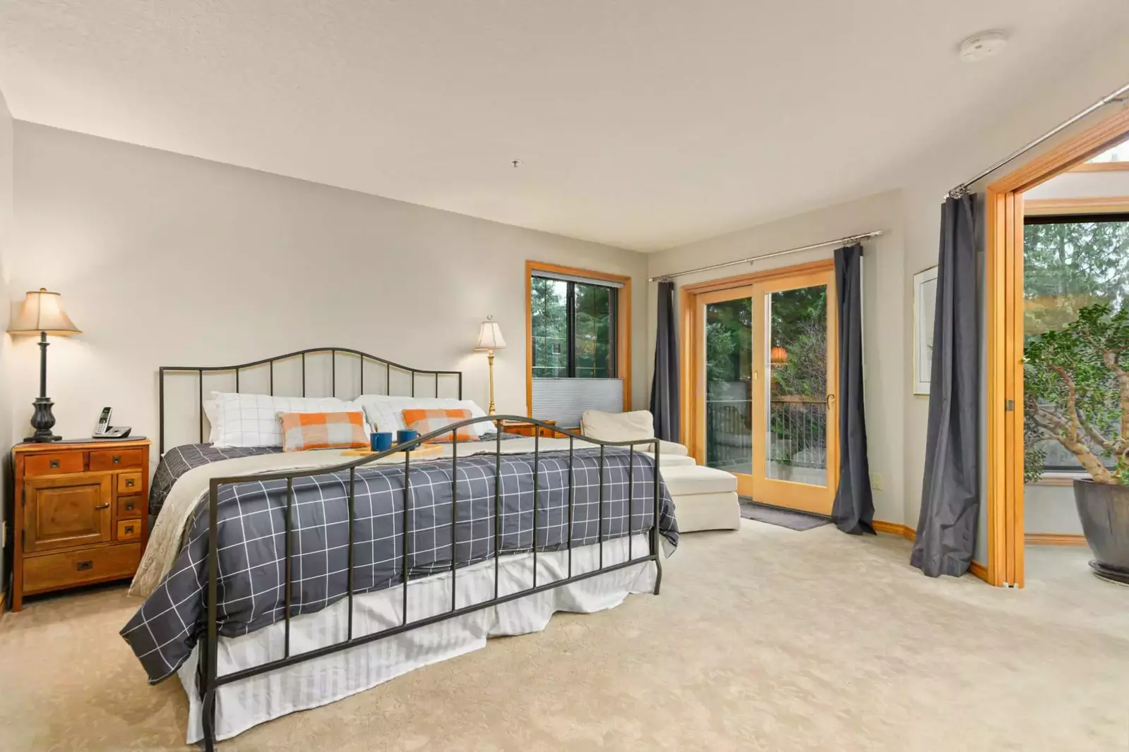 "Beds were all comfortable and in great condition." - Renee