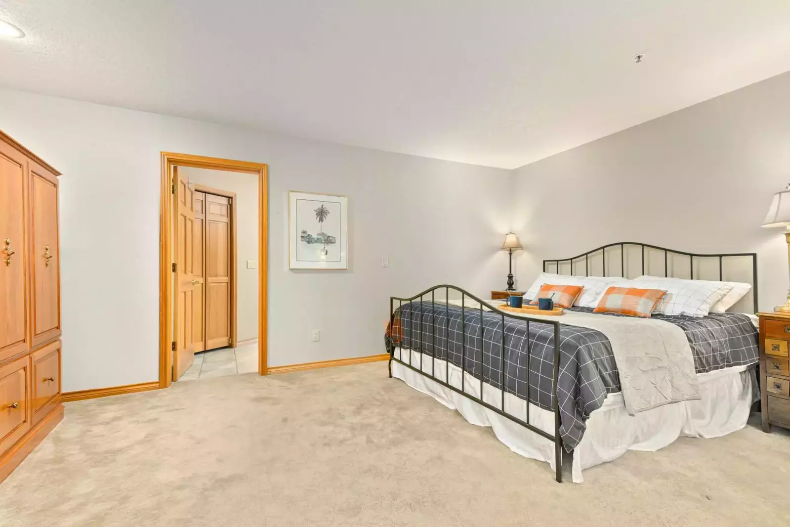 "A big, beautiful home for our party of 11 to comfortably spend the weekend away." - Ruth