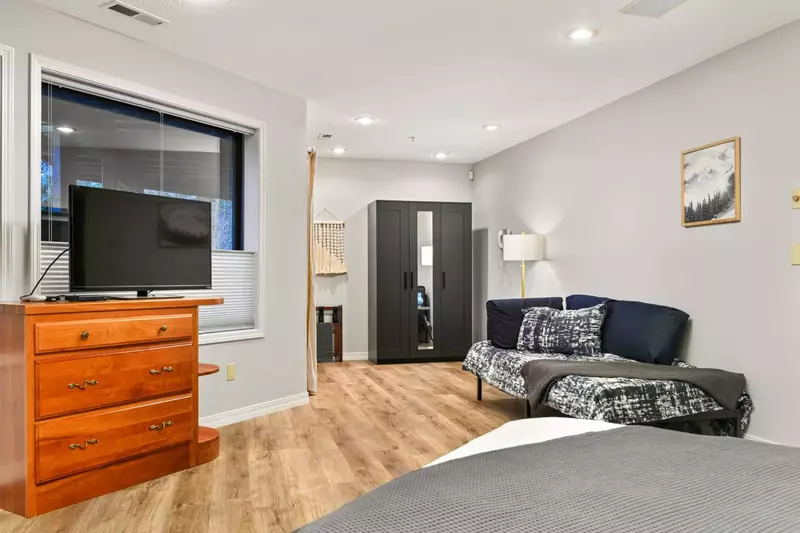 "Beautiful property. Private, peaceful and secluded. Very relaxing." - Jason