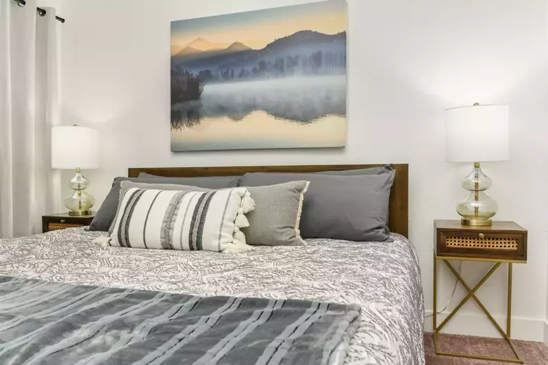 "If you have need of a place for a large group- highly recommend!! Well had 13 people and were comfortable." - Diane