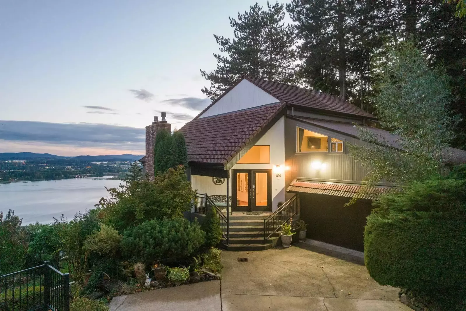 This rental is located on a hillside is Camas, Washington with expansive views of the Columbia River.