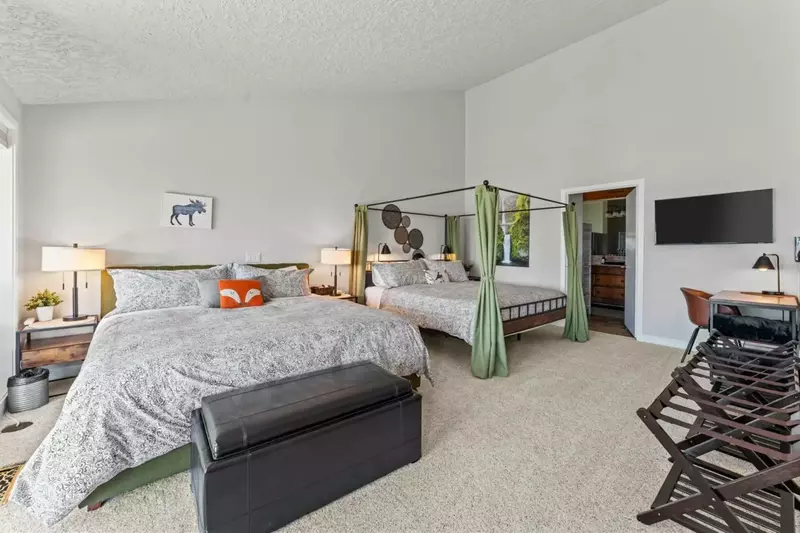 A perfect room for a large family.