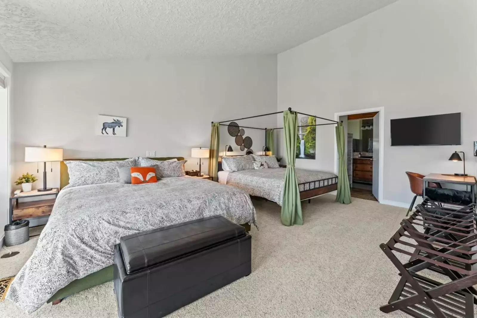 A perfect room for a large family.