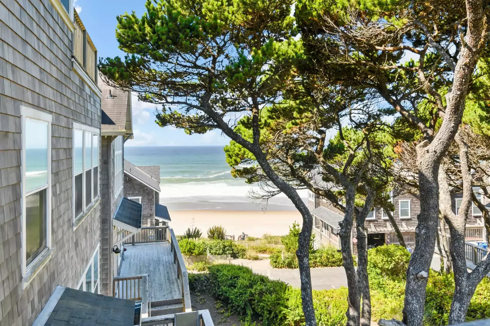 "The house is adorable and so close to the beach." - Carrie