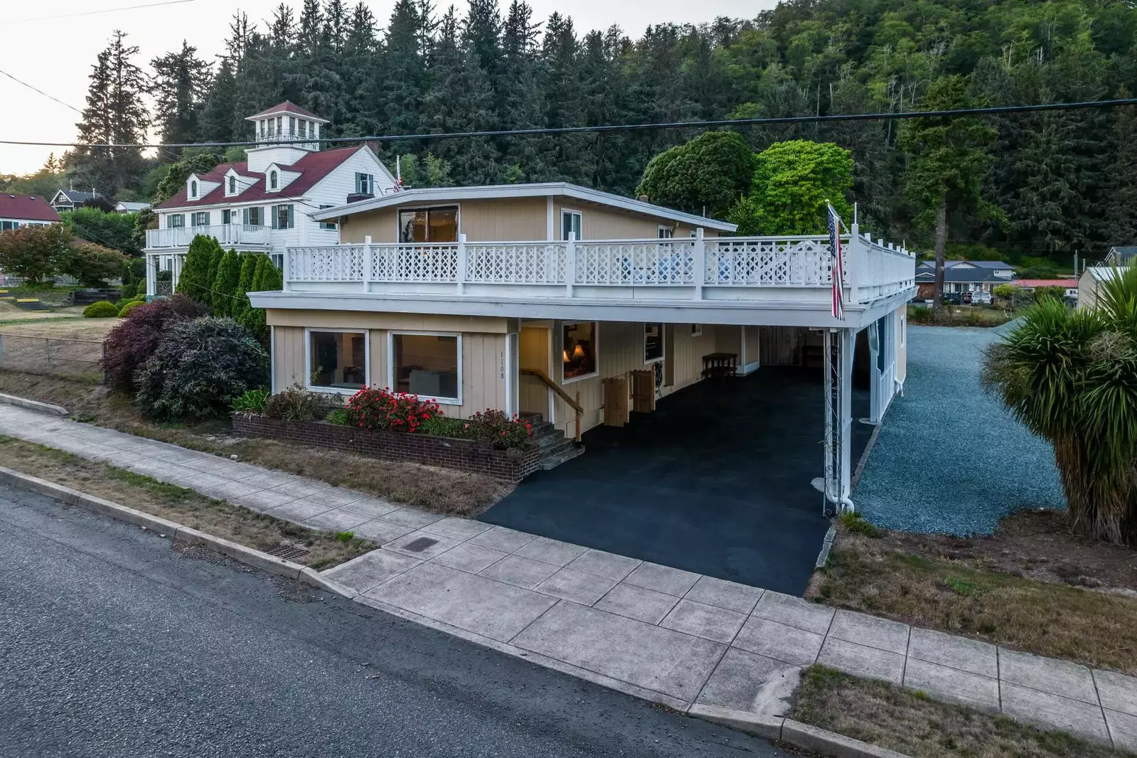 "Wonderful property with an amazing parking pad for our boat trailer and vehicles." - Jennifer