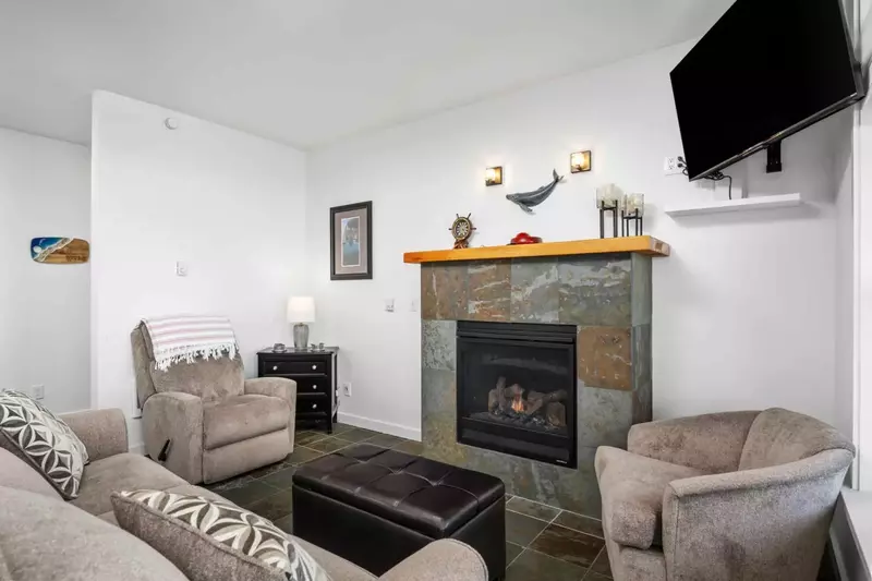 "Superb location, very clean, great hosts all point to highly recommend!" - Andrew