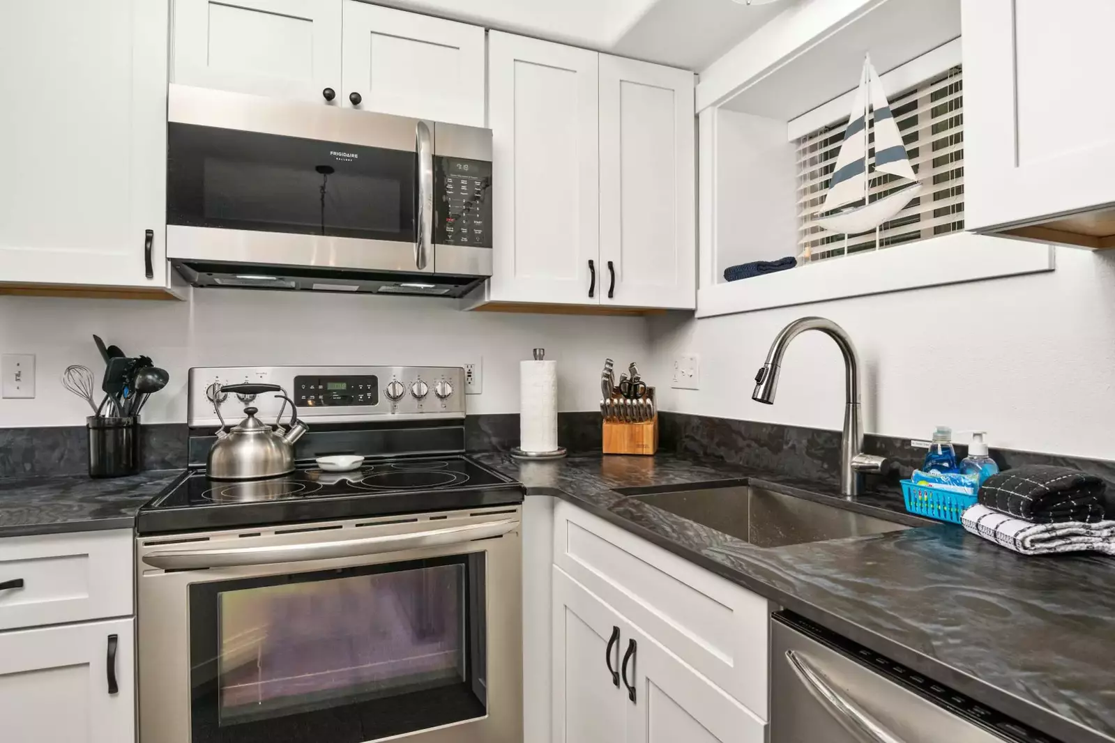 "The space itself was spacious, comfortable, and very clean, making it feel like a home away from home." - Kristine