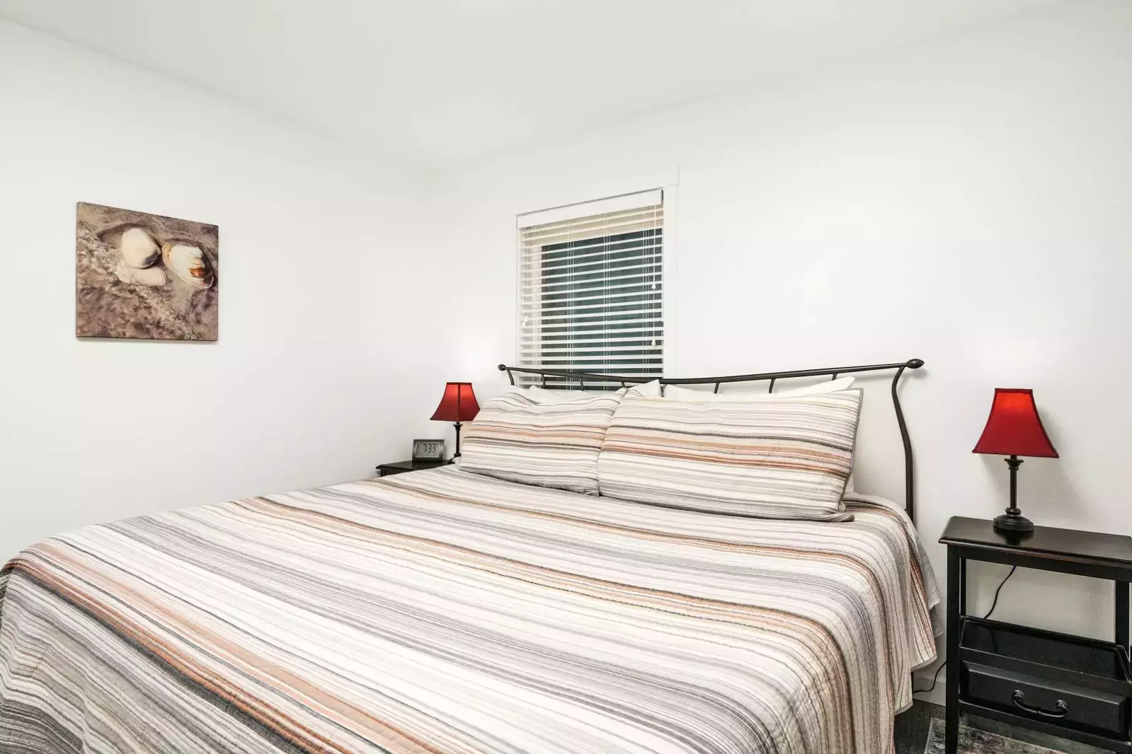 Fantastic location. Great beds and amenities. - Laura