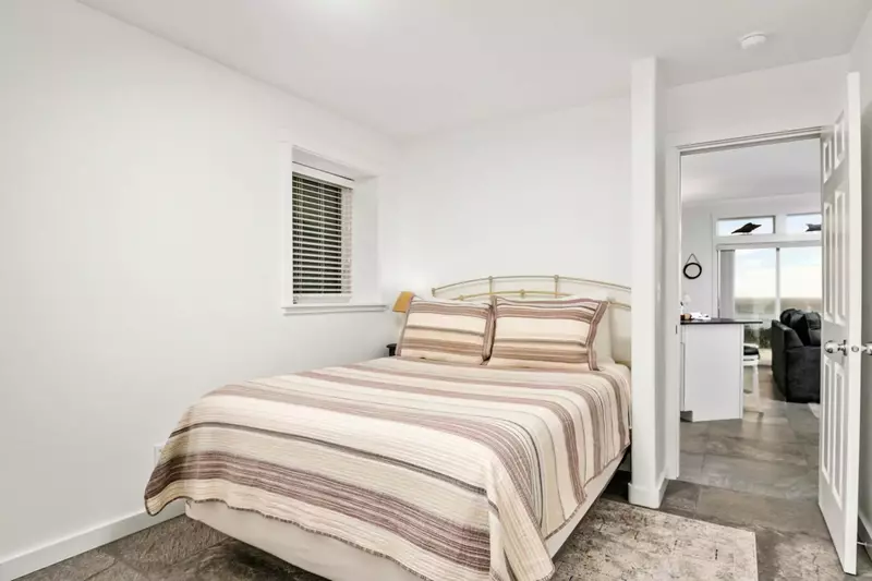 Sleep in and treat yourself to a chill day. You deserve it, you're on vacation!