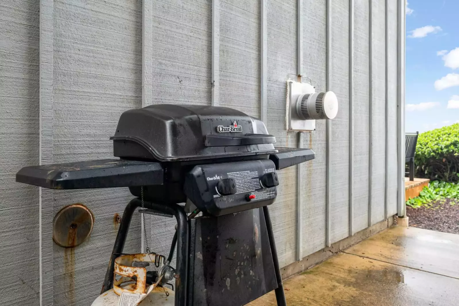 "Can’t beat how close this is to the beach and to beach access." - Jessi