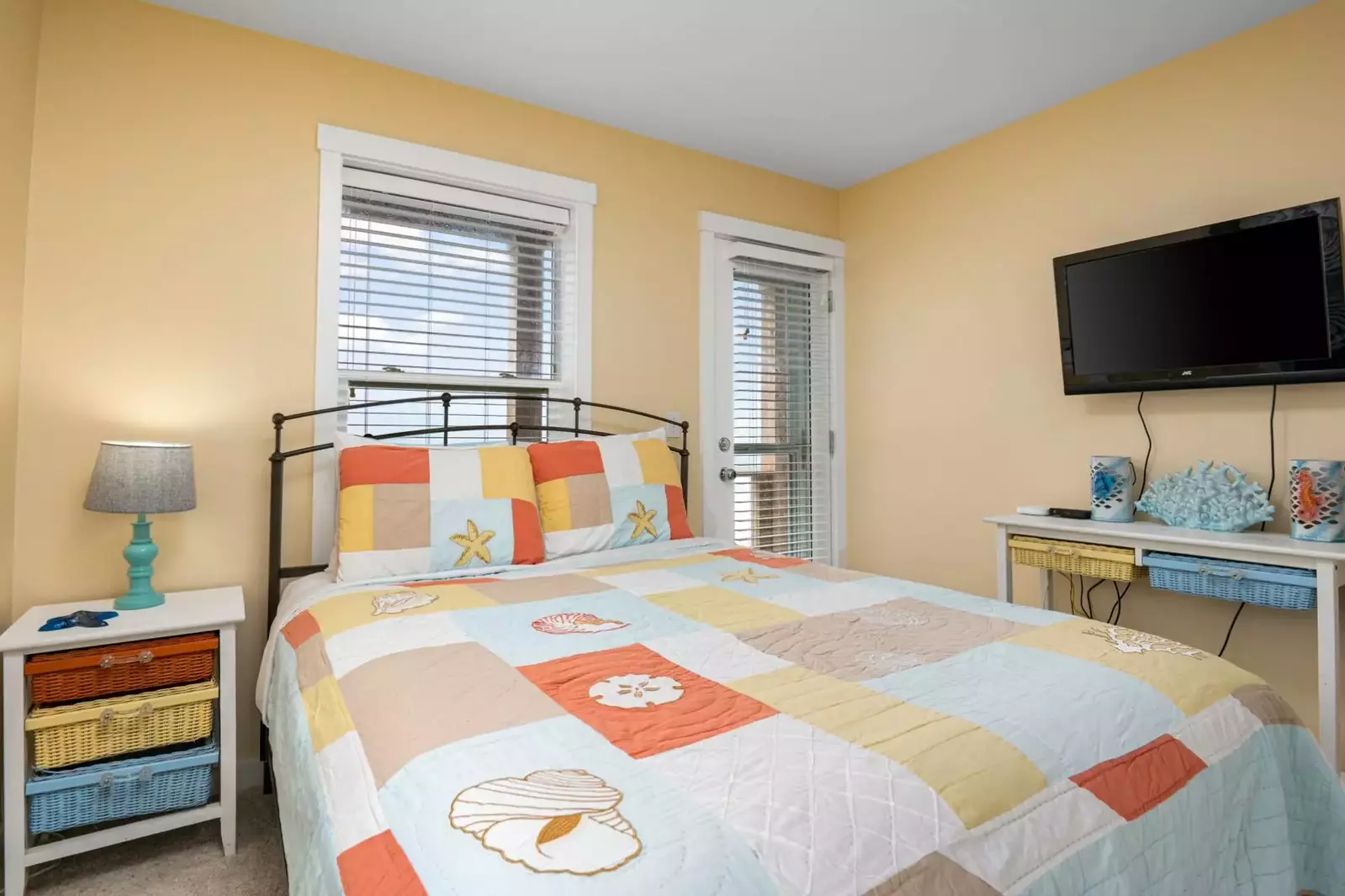 Sleep in and treat yourself to a chill day. You deserve it, you're on vacation!