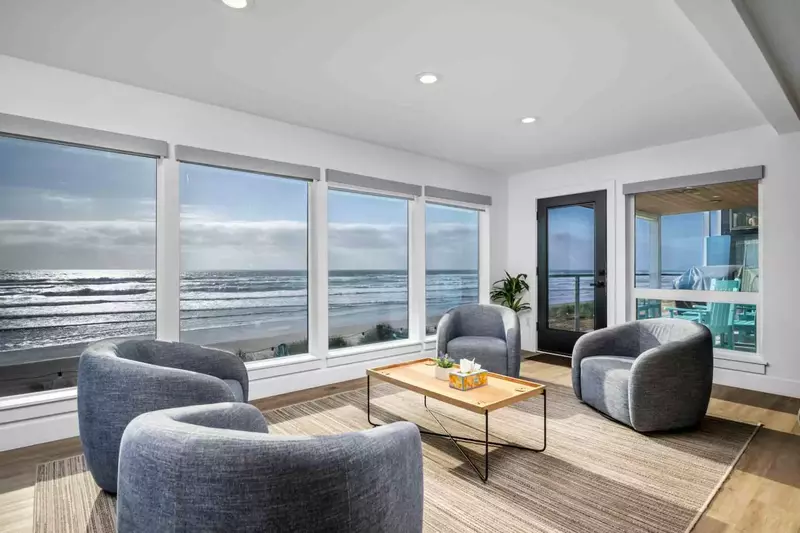 "This house is amazing for a large group. The views are stunning. The two levels ensure space for all." - Margaret