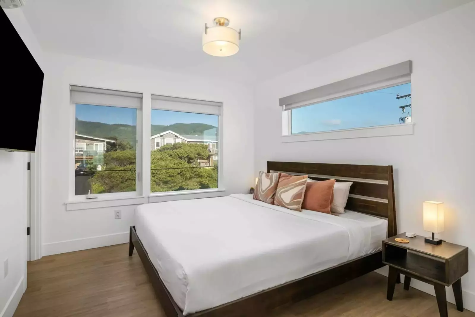 "We love this home and have stayed there a few times. It’s always clean beautiful and comfortable." - Kara