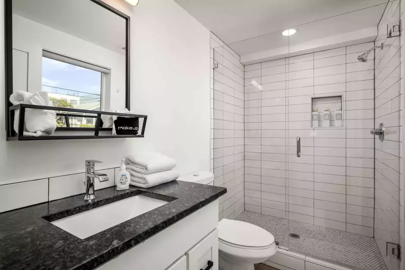 "Loved this property for our long weekend family getaway at Rockaway. House is well equipped, plenty of bathrooms and all the right comforts." - Aliso