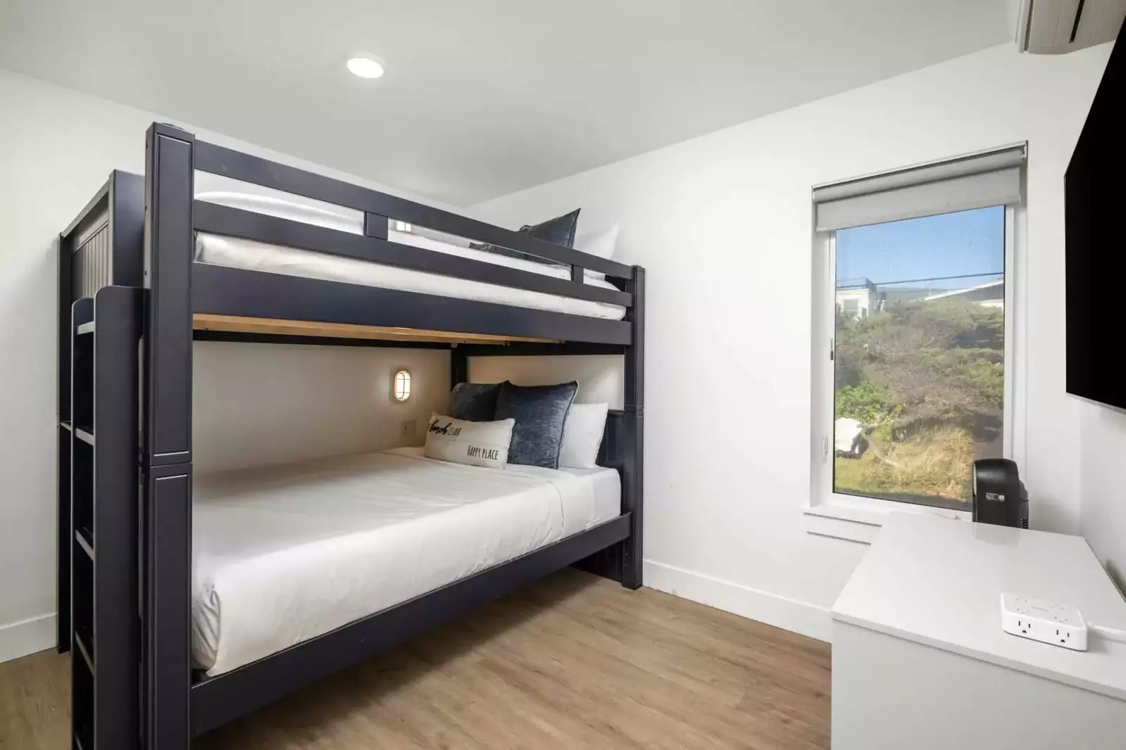 Another bunk room for even more guests.