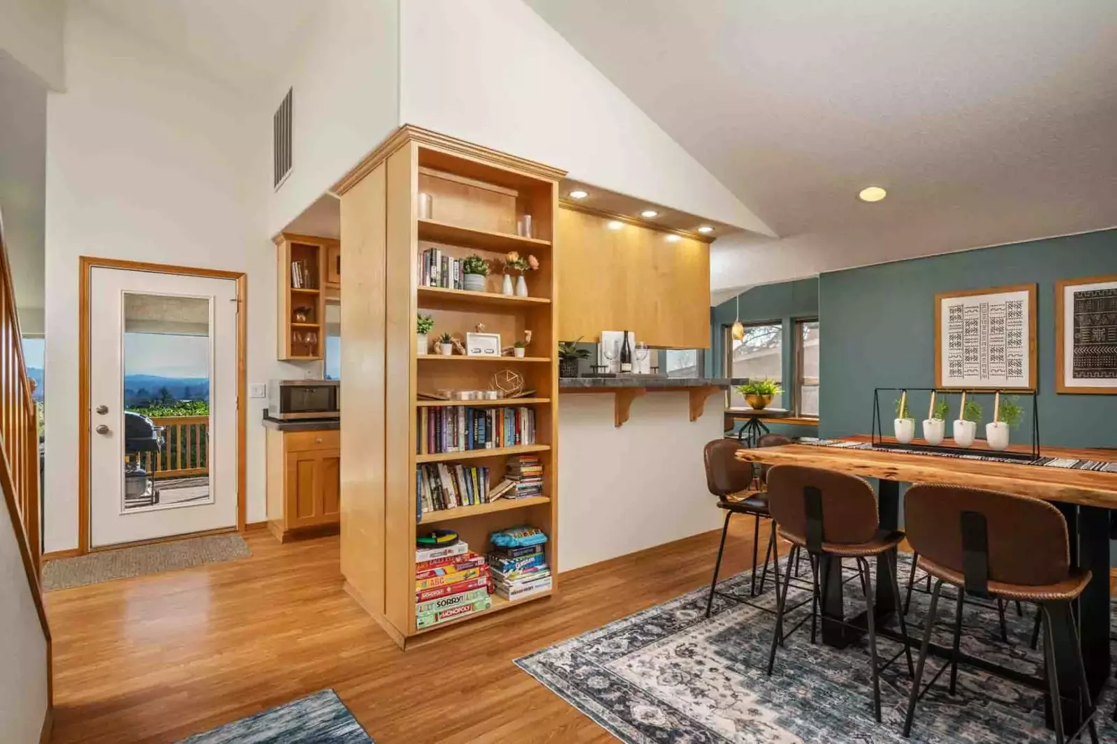 "Would highly recommend! Beautiful house, clean and well stocked. You feel like you are staying “at home”, it’s so comfortable and well done." - Sari