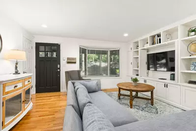 "Had a lovely stay at this home. The outdoor space was incredible, the single-level floorplan ideal, and the neighborhood was nice" - Matthew