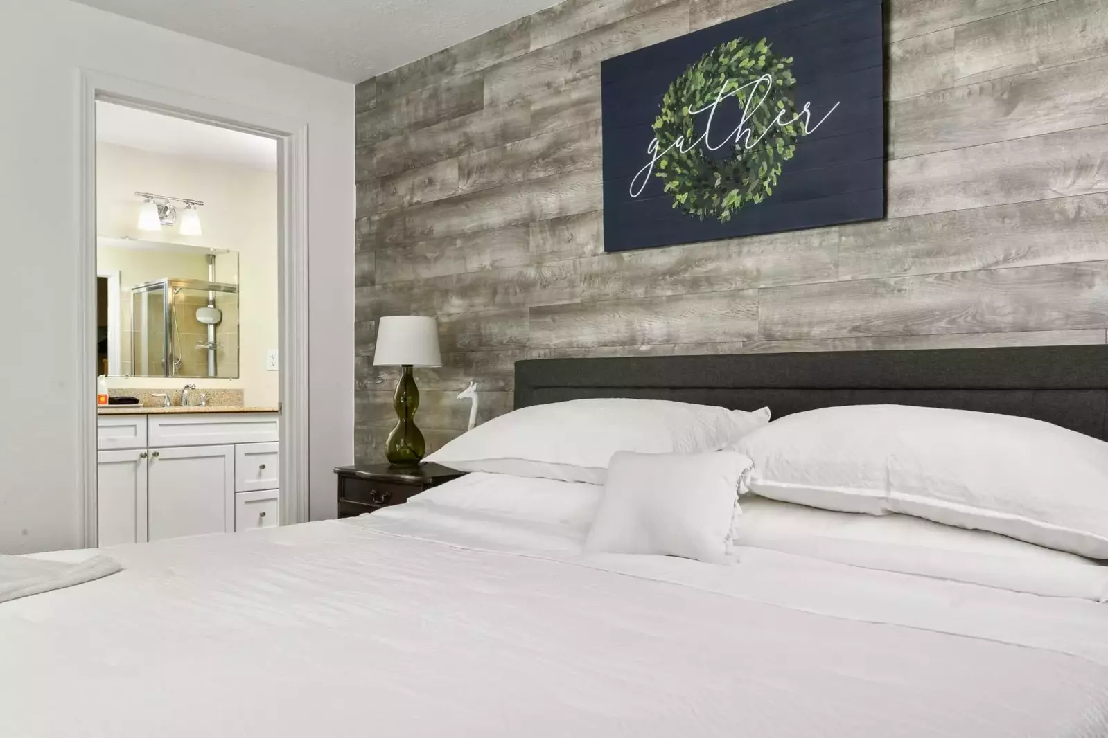 "Well equipped kitchen, comfortable mattresses. Good location in quiet neighborhood." - Sandra