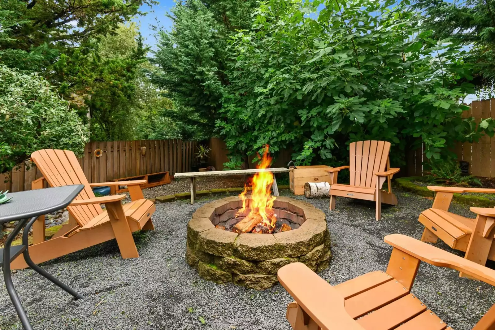 "Loved the back yard fire pit and patio area."- Eric
