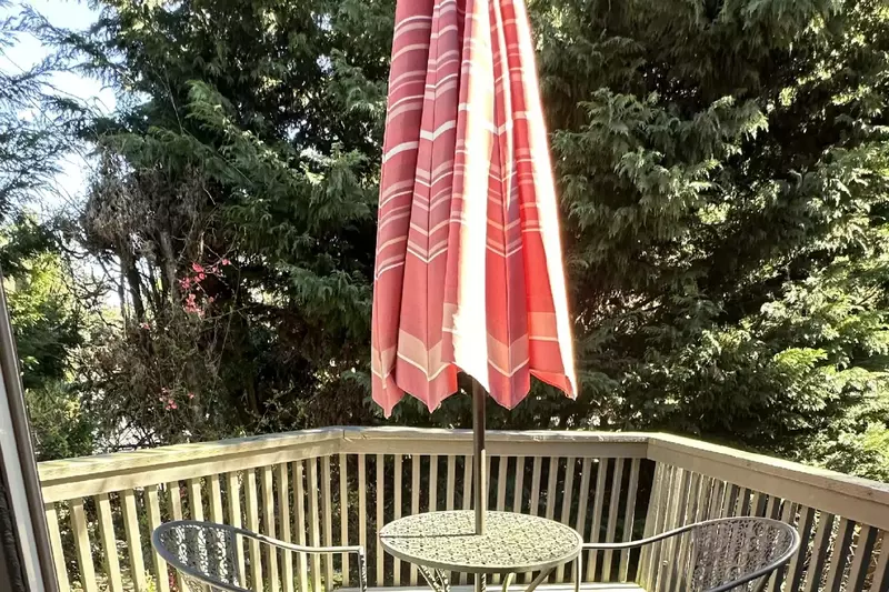 Beaverton Highlands Retreat