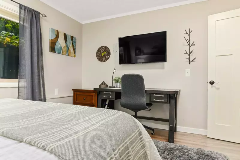 "Very spacious, clean and organized." - Eric