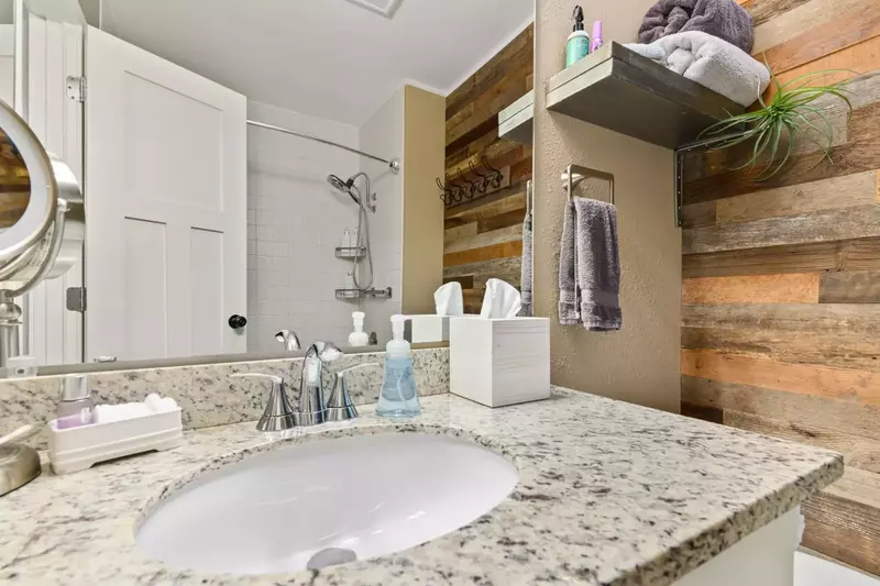 "Perfect for a family with kiddos! Thanks so much for the lovely stay!" - Andrew