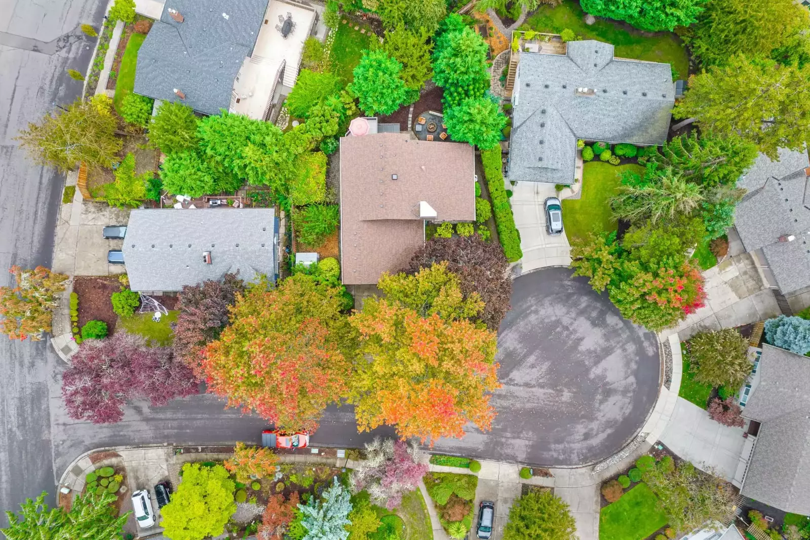 "The neighborhood is very quiet and friendly and we loved how close to Portland it was." -Eric