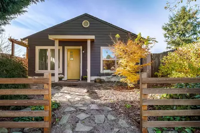 Under the Cedars Guesthouse