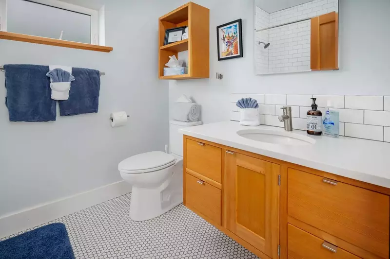 Wonderful, clean, and equipped property to stay at.  -Martin