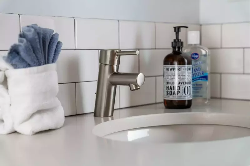 Clean and comfortable spot!  -Lynnsay