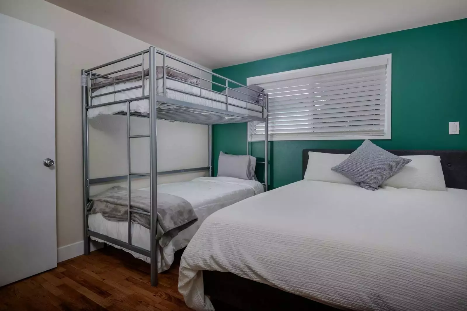 Nicely decorated house with comfortable beds and plenty of space for our large group.  -Dean