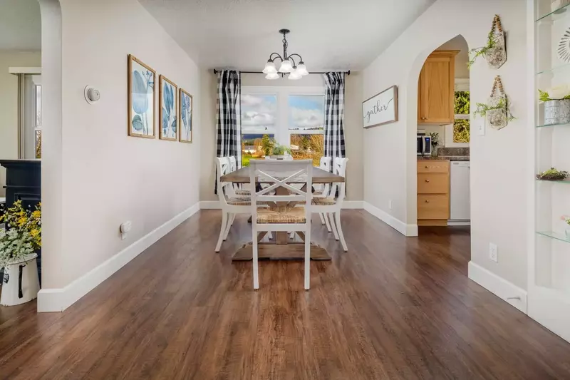 "Beautifully decorated and appointed house with all the amenities." - Larry