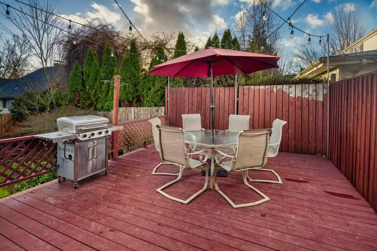 "Clean and spacious house with a super cute patio." - Megan G.