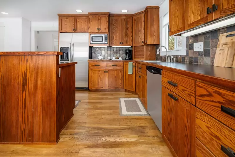 "Kitchen is well equipped for a professional rental." - Steph C.