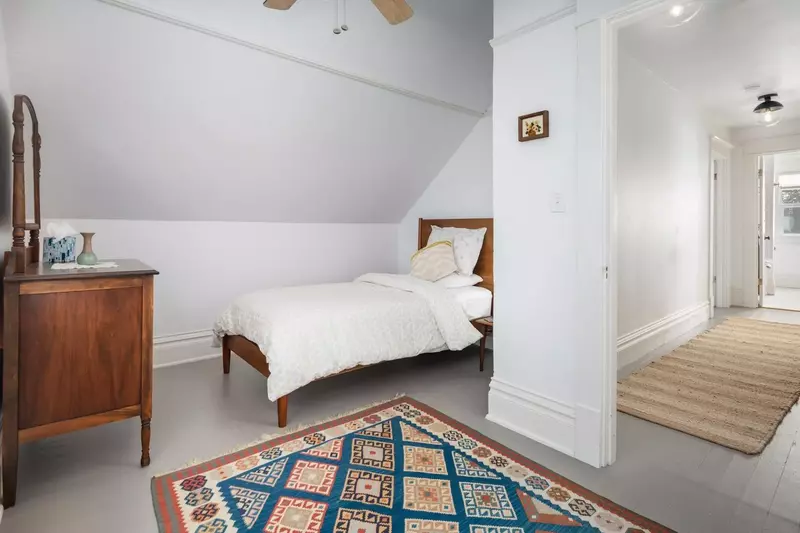 "It is very clean with comfortable beds." - Cheryl P.