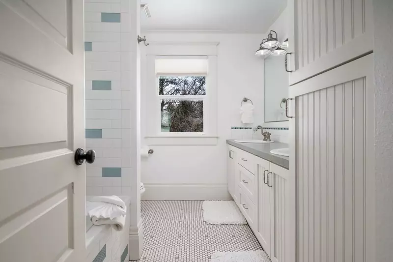 We hope we get to host you at this delightful property. Please reach out to us with any questions. We are happy to answer!