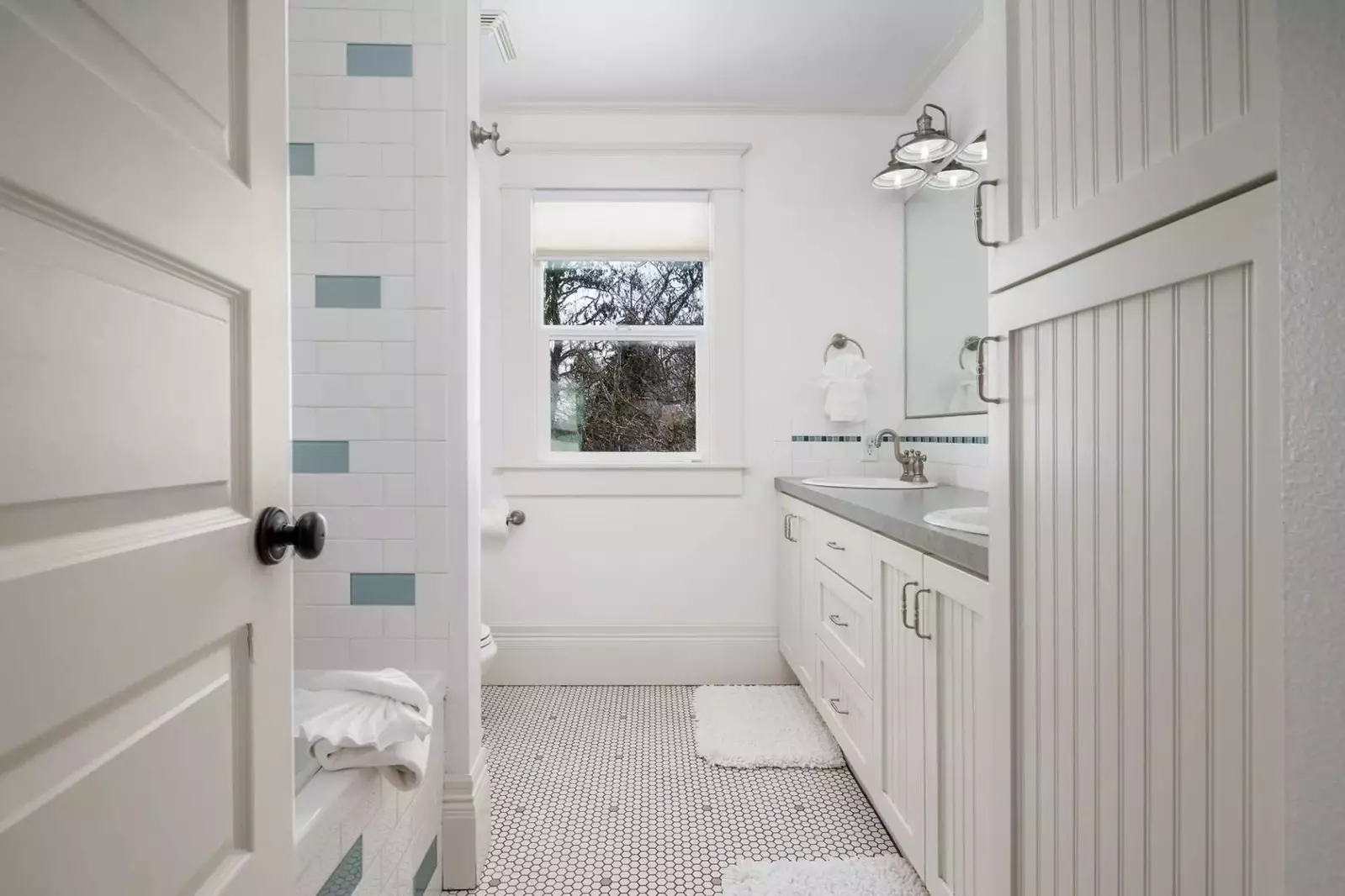 We hope we get to host you at this delightful property. Please reach out to us with any questions. We are happy to answer!