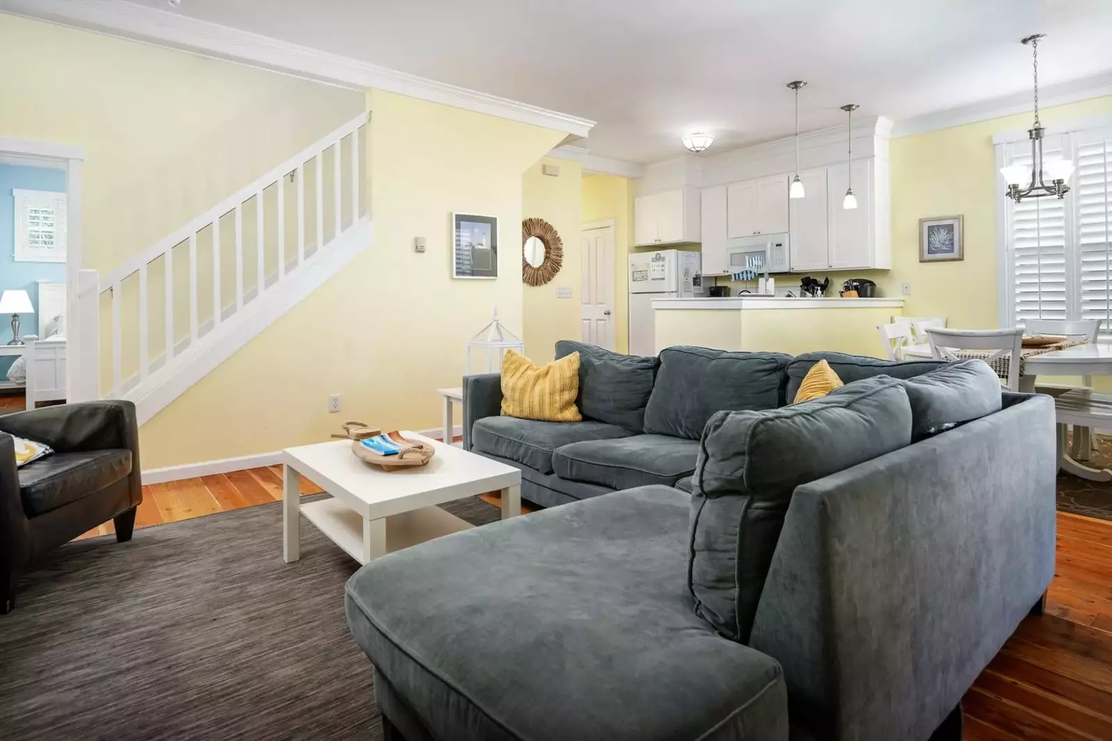 "We had a fantastic stay at this home! It was located in a beautiful quiet location and was perfect for a family vacation. We would come again" - Jen