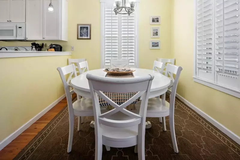 "We enjoyed our stay over Thanksgiving! Our family made many memories and we had a wonderful stay." - Beverly