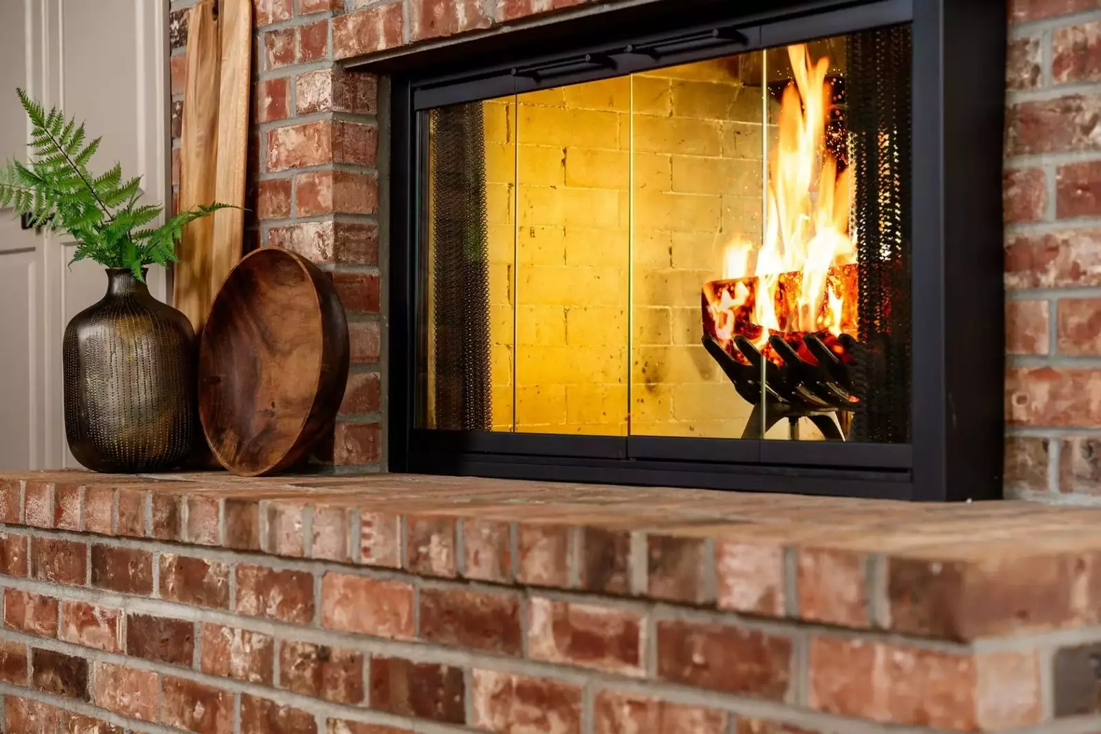 Get cozy in front of the fireplace after a day exploring the Willamette Valley.