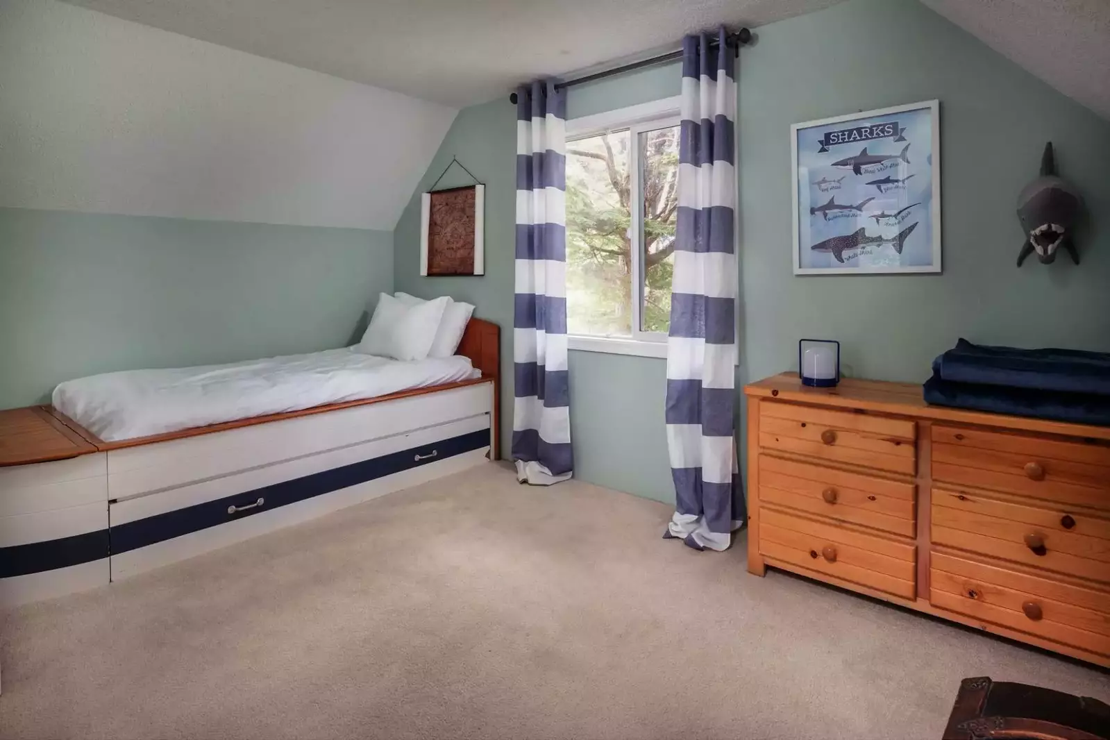 Twin beds available in second upstairs bedroom