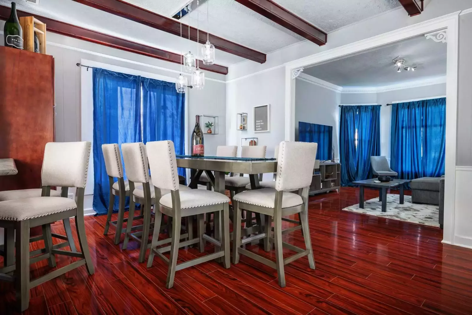 Open living, dining and kitchen for maximum group enjoyment.